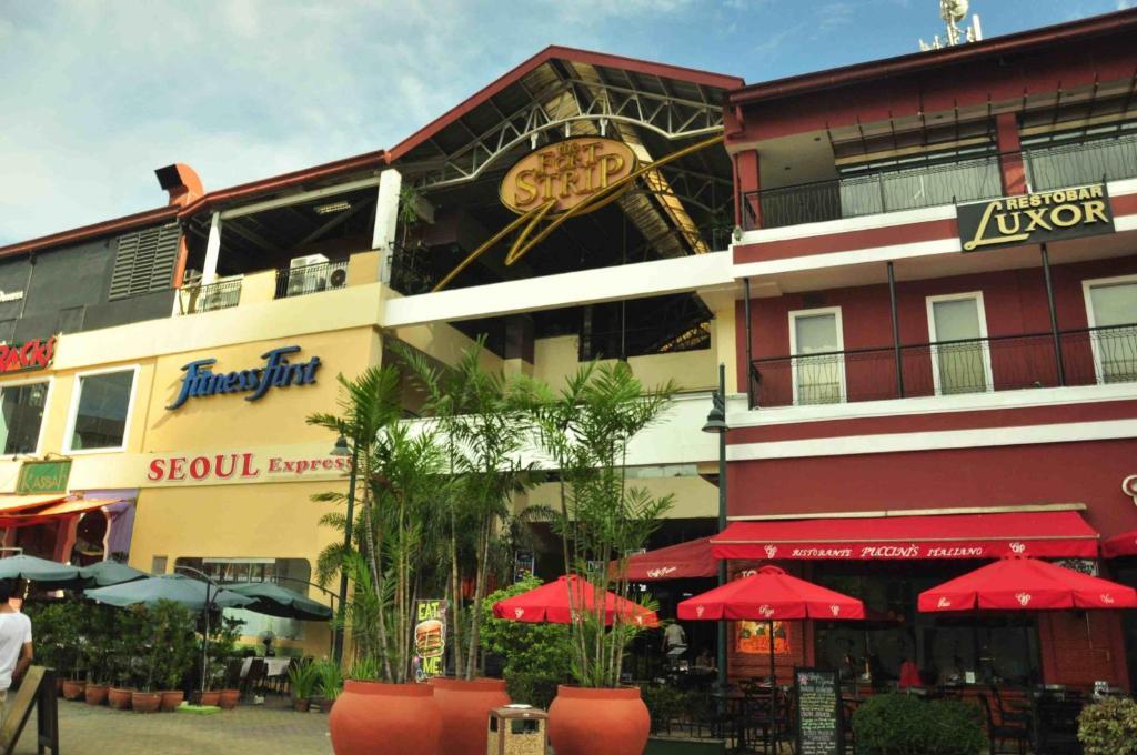 Our Awesome Hostel- Manila Makati City Екстериор снимка