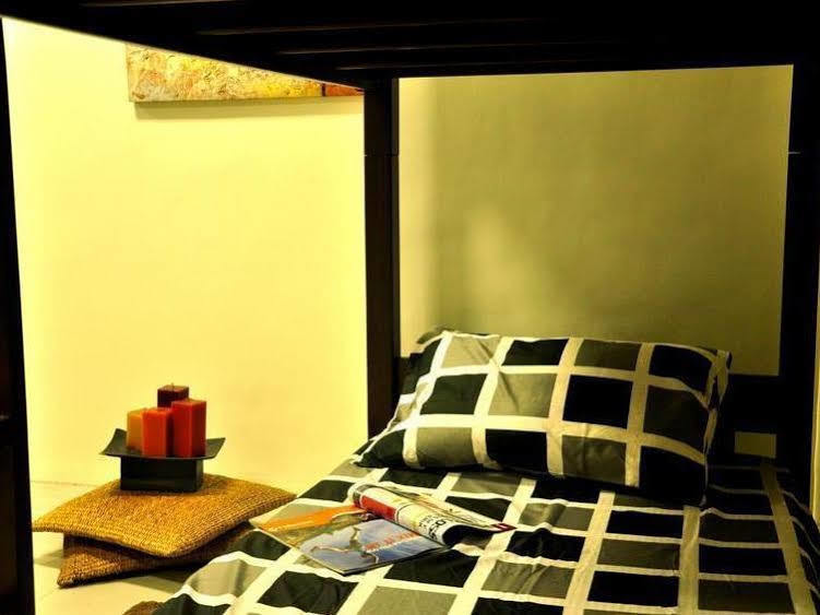 Our Awesome Hostel- Manila Makati City Екстериор снимка